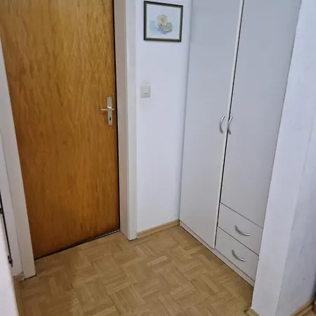 Διαμέρισμα Gruenwald-immobilienservice Gmbh Burgkirchen an der Alz