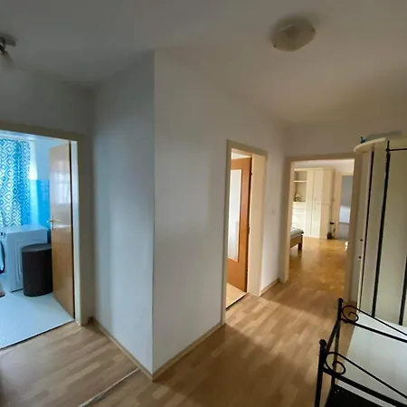 Gruenwald-immobilienservice Gmbh Διαμέρισμα
